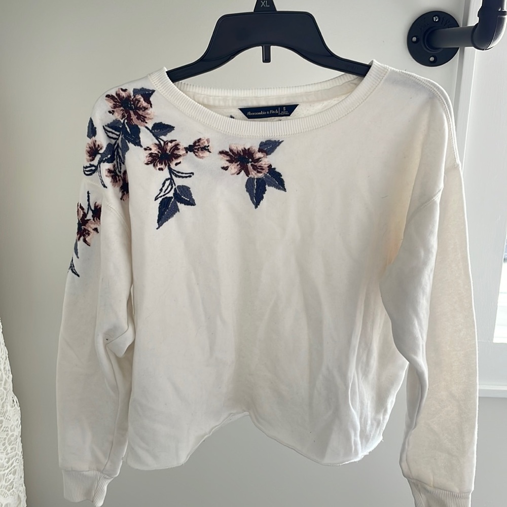 A&F Floral Sweatshirt